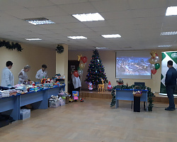 Первая благотворительная Рождественская ярмарка "Дари добро!"